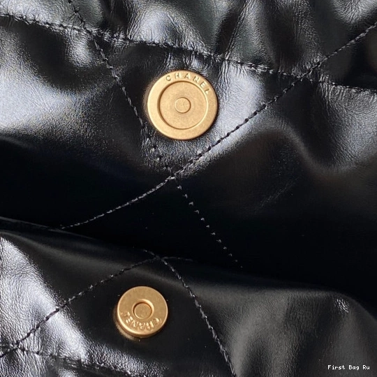 First Bag Ru CHANEL -30×45×8cm 22 HANDBAG 0822